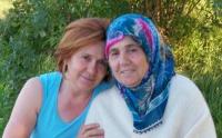 NEBAHAT USLU ÇAVUŞ ANNESİNİ KAYBETTİ